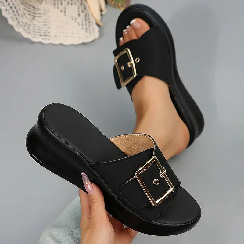 Sandales à talons compensés avec boucle en métal pour femmes, sandales d'été en cuir Pu à fond épais, légères, à talons hauts, pour la plage, 2025