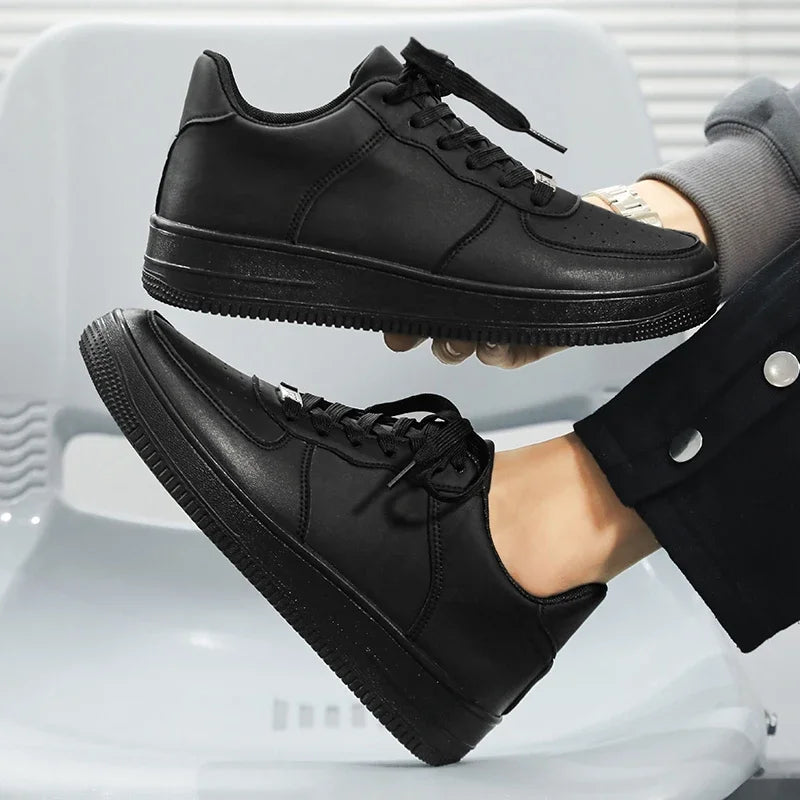 2025 printemps nouvelles chaussures pour hommes chaussures fines respirantes antidérapantes petites chaussures blanches tendance chaussures de course décontractées