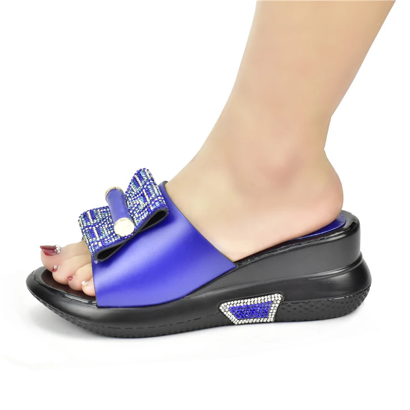 Dernières chaussures de mariage en cuir verni strass chaussures de mariée pour femmes 2025 chaussures à semelles compensées de luxe de créateur pour femmes escarpins à plate-forme