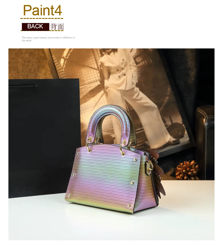 Sac en Cuir group avec Ailes Rivetées pour Femme, Sacoche de Caractère, Nouvelle Collection 2024