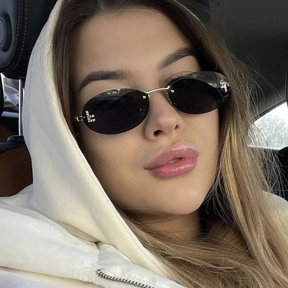 Lunettes de soleil noires sans bords avec petite lettre ovale en diamant «F» pour femmes, marque de luxe, monture métallique, lunettes de soleil Unsiex, nuances élégantes UV400