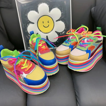 Style de loisirs dames couleur arc-en-ciel maille bout rond plate-forme croisée talons hauts chaussures respirant couleurs mélangées pompes de mode