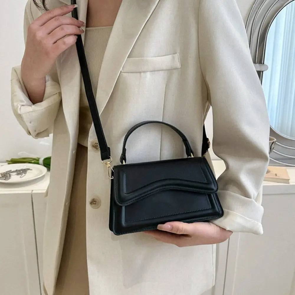 Nouvelle mode sac à bandoulière tendance en cuir PU sacs à main messager couleur unie loisirs élégant sacs à bandoulière pour femmes filles