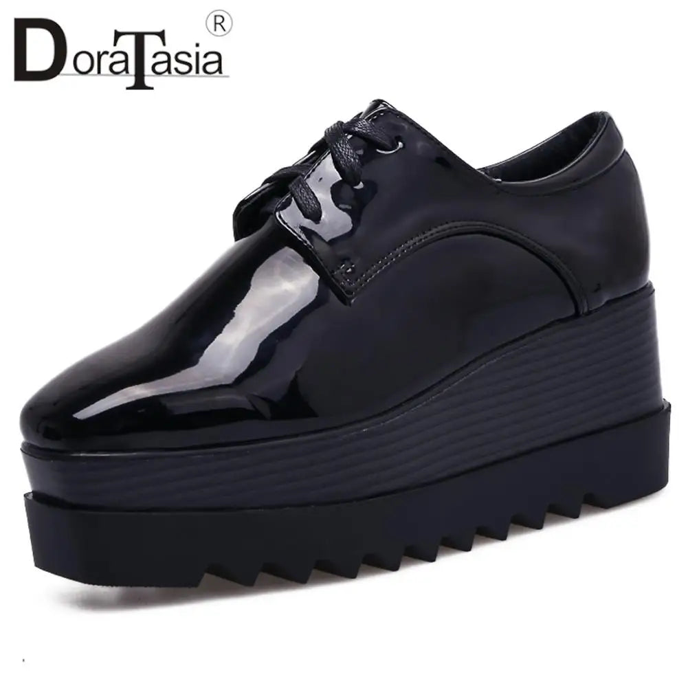 Plate-forme plate solide pour femmes, chaussures plates pour femmes, Parker carré, décontracté, printemps, automne, tout neuf, mode, strucgirls, loisirs