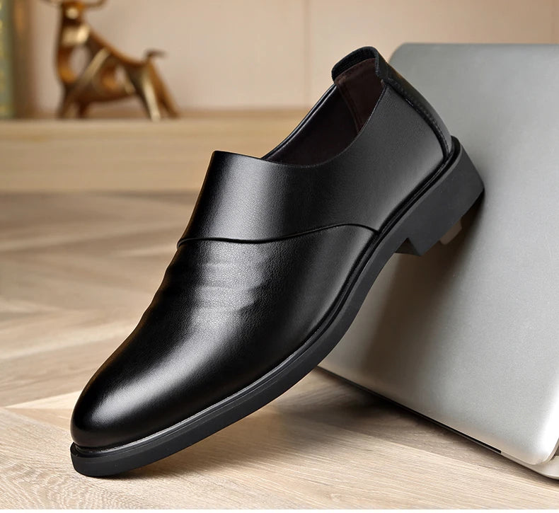 Chaussures plates en cuir véritable pour hommes, rehaussantes de 6CM, chaussures d'affaires formelles en cuir, chaussures de mariage décontractées britanniques, nouvelle collection