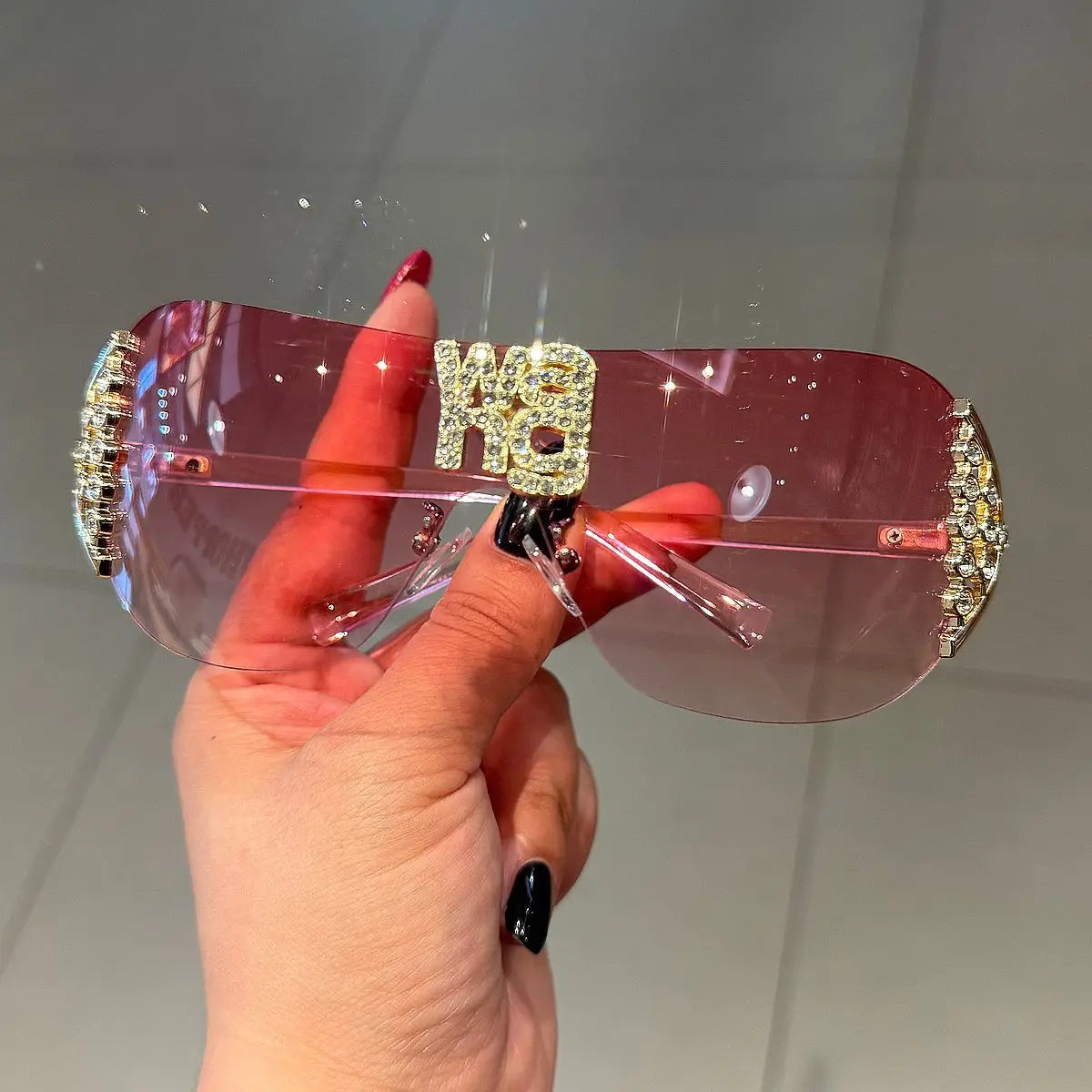 Lunettes de soleil de luxe y2k sans monture pour femmes, avec lettres en strass, de marque de styliste, pour l'extérieur, UV400