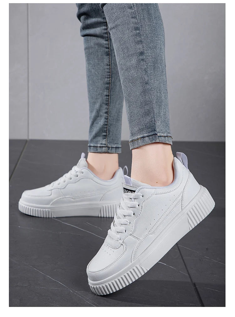 Chaussures de sport pour étudiants adolescents, chaussures de skate, chaussures de sport décontractées d'intérieur et d'extérieur, chaussures basses tendance avec lacets, faciles à porter