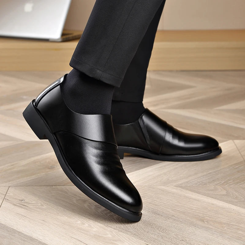 Chaussures plates en cuir véritable pour hommes, rehaussantes de 6CM, chaussures d'affaires formelles en cuir, chaussures de mariage décontractées britanniques, nouvelle collection