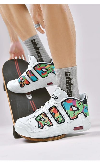 2025 nouveau Style de mode qualité hommes baskets de sport nouvelles chaussures de course femmes chaussures à la mode décontractées Air respirant chaussures pour hommes