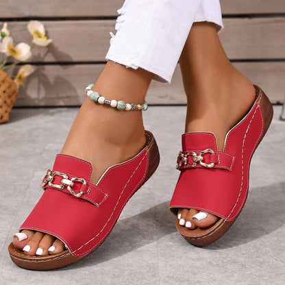 Chaîne en métal décor sandales à talons compensés femmes 2025 été rétro fond épais plate-forme pantoufles femme grande taille 43 chaussures de plage antidérapantes