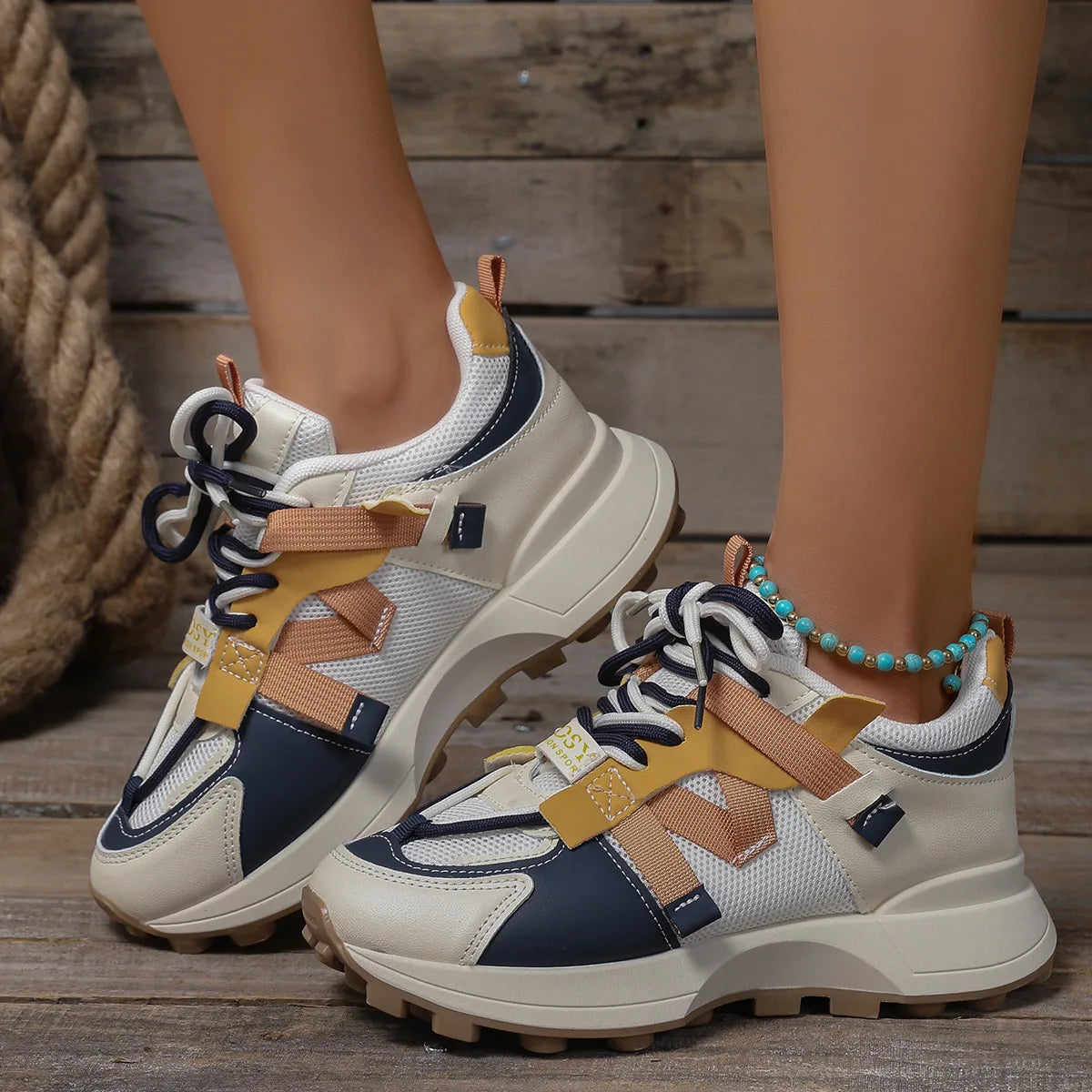 Baskets Basses Confortables à Lacets pour Femme, Chaussures d'Extérieur Décontractées et Respirantes, Nouvelle Collection 2025