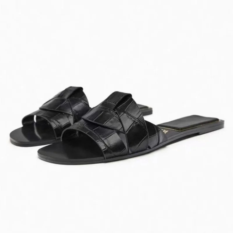 Pantoufles d'été pour femmes, chaussures de plage plates, de haute qualité, design à la mode, 2024