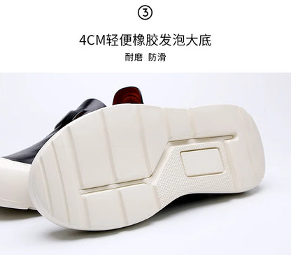 Été 2025 nouveaux mocassins en cuir respirants pour hommes semelles souples semelles épaisses confortables chaussures en cuir pour hommes à la mode et décontractées