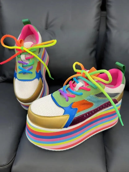 Style de loisirs dames couleur arc-en-ciel maille bout rond plate-forme croisée talons hauts chaussures respirant couleurs mélangées pompes de mode