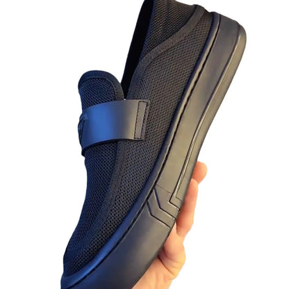 2025 Chaussures de skate en maille respirante à enfiler pour hommes Baskets basses ultra-légères décontractées Chaussures de confort minimalistes à la mode pour hommes