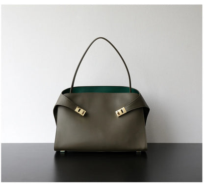 Niche léger luxe haut de gamme en cuir grande capacité première couche peau de vache sac à main pour femme sac fourre-tout banlieue loisirs polyvalent