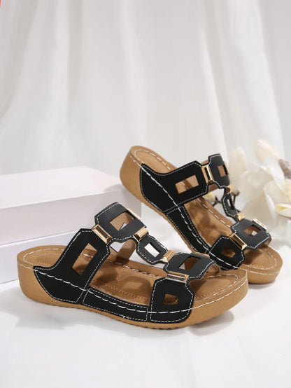 Tendance femmes pantoufles nouveau 2025 sandales à talons compensés mode à semelles épaisses chaussures de grande taille pour femmes bout ouvert pantoufles décontractées diapositives femmes