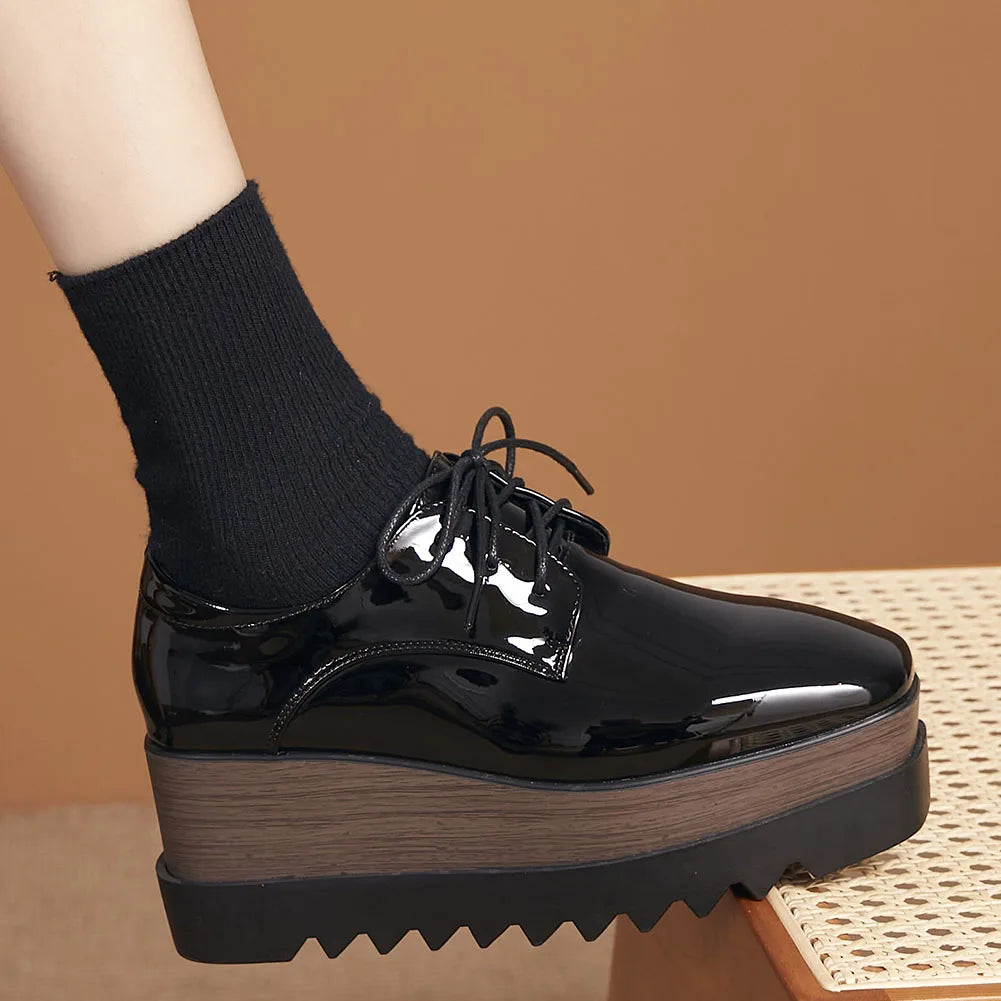 Plate-forme plate solide pour femmes, chaussures plates pour femmes, Parker carré, décontracté, printemps, automne, tout neuf, mode, strucgirls, loisirs