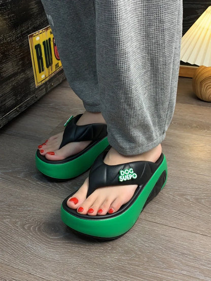 Pantoufles pour femmes mode plate-forme pantoufle été hauteur augmentant EVA pantoufle en plein air chaussures de plage décontractées pour femmes tongs