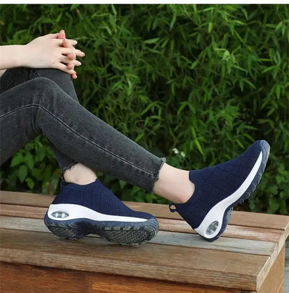 Baskets de mode femmes chaussures élégantes baskets pour femmes offres formateurs chaussures de course pour femmes chaussures plates chaussures pieds nus femmes