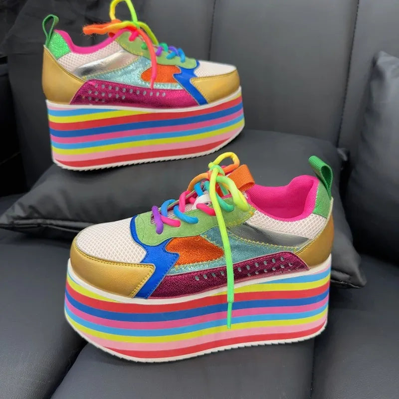 Style de loisirs dames couleur arc-en-ciel maille bout rond plate-forme croisée talons hauts chaussures respirant couleurs mélangées pompes de mode