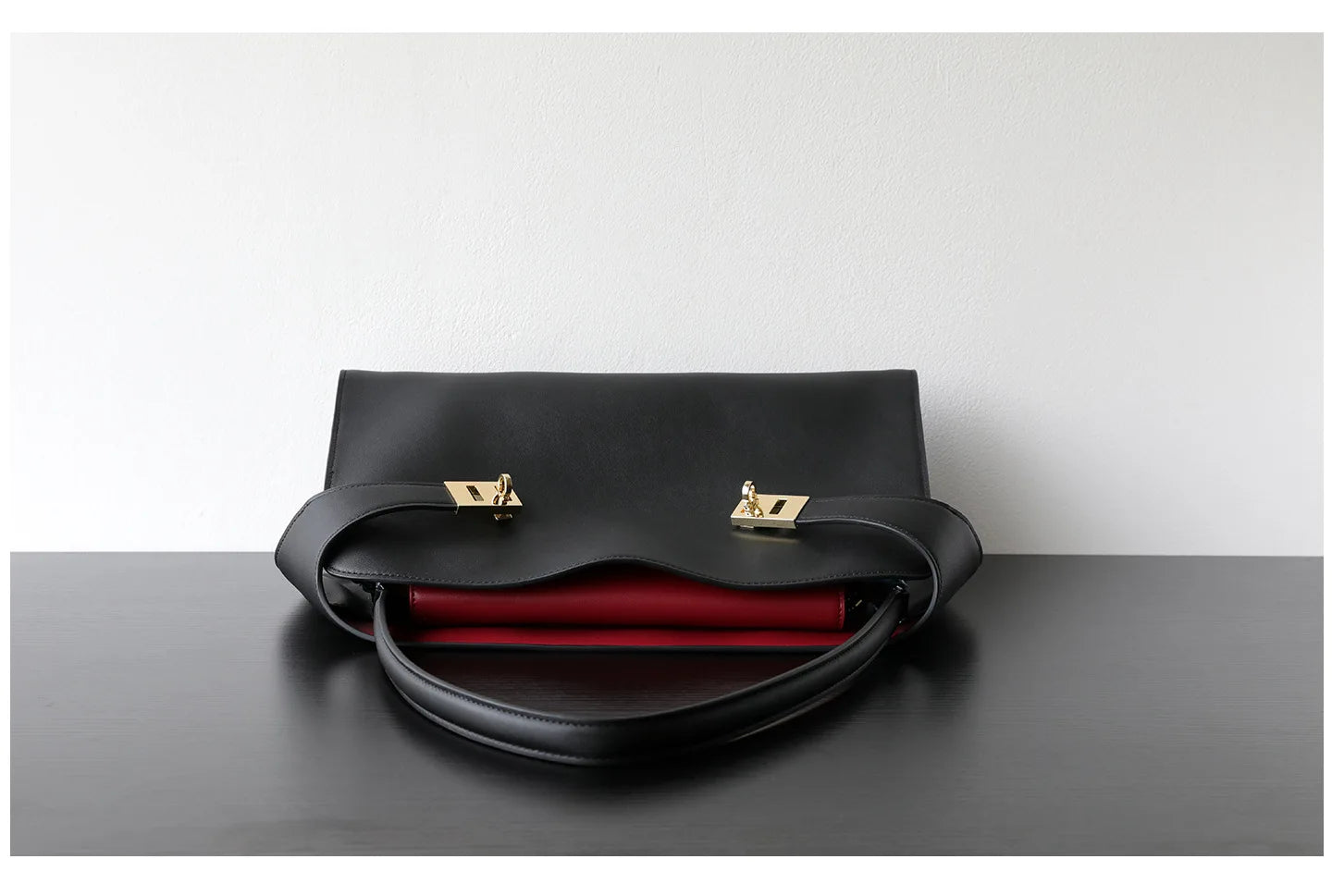 Niche léger luxe haut de gamme en cuir grande capacité première couche peau de vache sac à main pour femme sac fourre-tout banlieue loisirs polyvalent