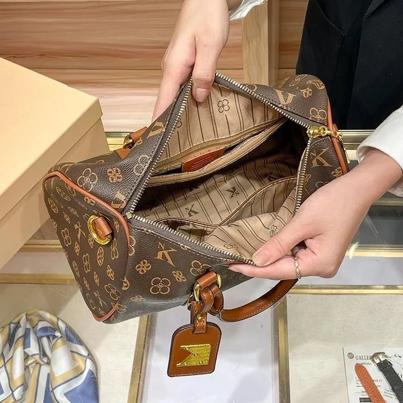 Sac à main de luxe léger pour femmes, sac à bandoulière de luxe de styliste rétro, grande capacité, nouvelle collection printemps 2025