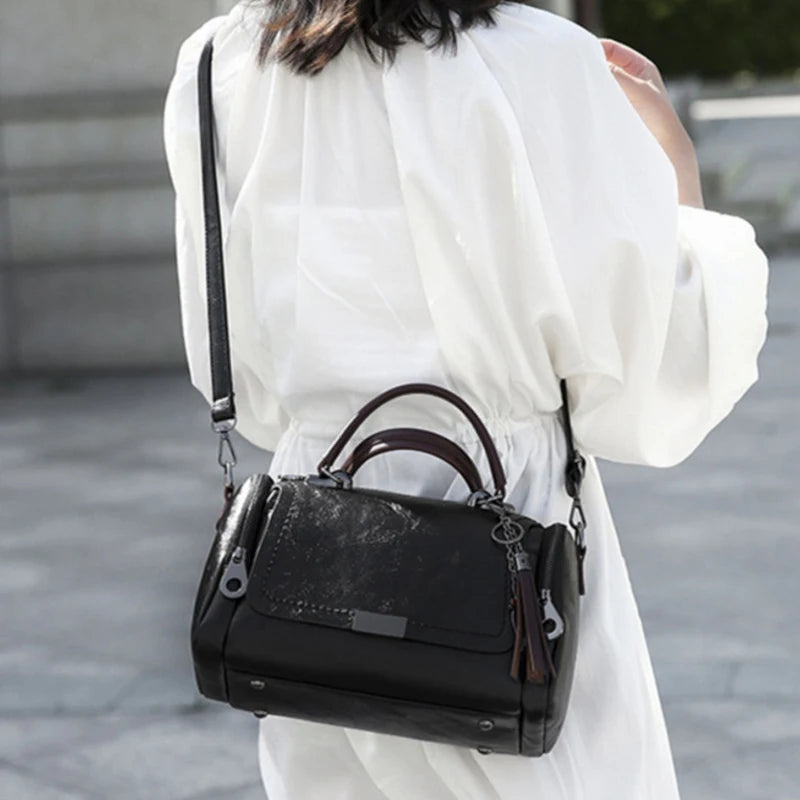 Sac à bandoulière de grande capacité pour femmes, décor à pompon, sac à bandoulière à fermeture éclair avec sangle amovible, sac à main Boston