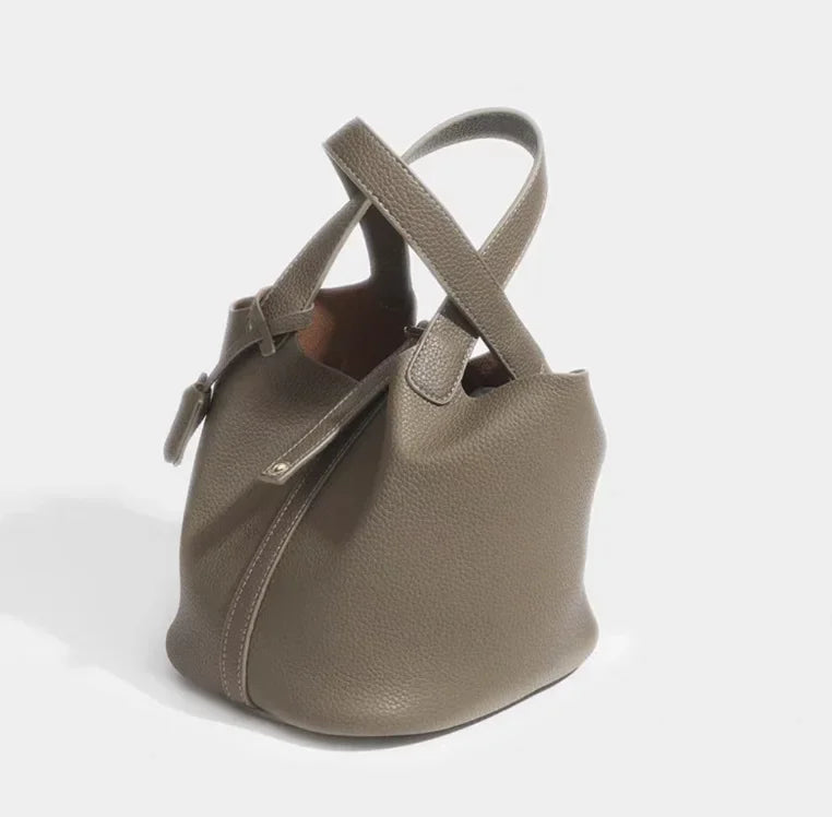 Nouveau 2025 sac seau en cuir pour femmes panier de légumes sac à main maman sac de mariage sac à bandoulière en polyuréthane souple avec poche Mobile