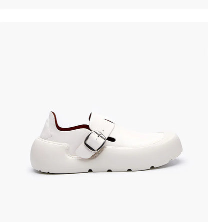 Été 2025 nouveaux mocassins en cuir respirants pour hommes semelles souples semelles épaisses confortables chaussures en cuir pour hommes à la mode et décontractées