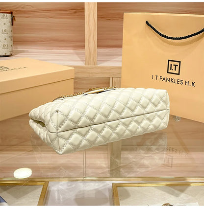 Sac à chaîne en cuir véritable pour femmes en 2025, nouveau design avec un sens du luxe, sac à bandoulière sous les bras de grande capacité