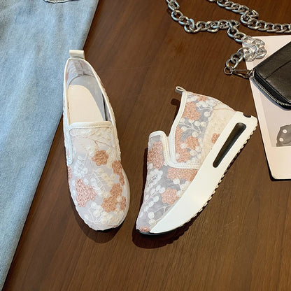Baskets à plateforme brodées de fleurs pour femmes, chaussures décontractées en maille respirante, mocassins à semelle épaisse pour printemps et été