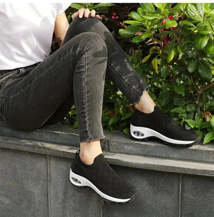 Baskets de mode femmes chaussures élégantes baskets pour femmes offres formateurs chaussures de course pour femmes chaussures plates chaussures pieds nus femmes