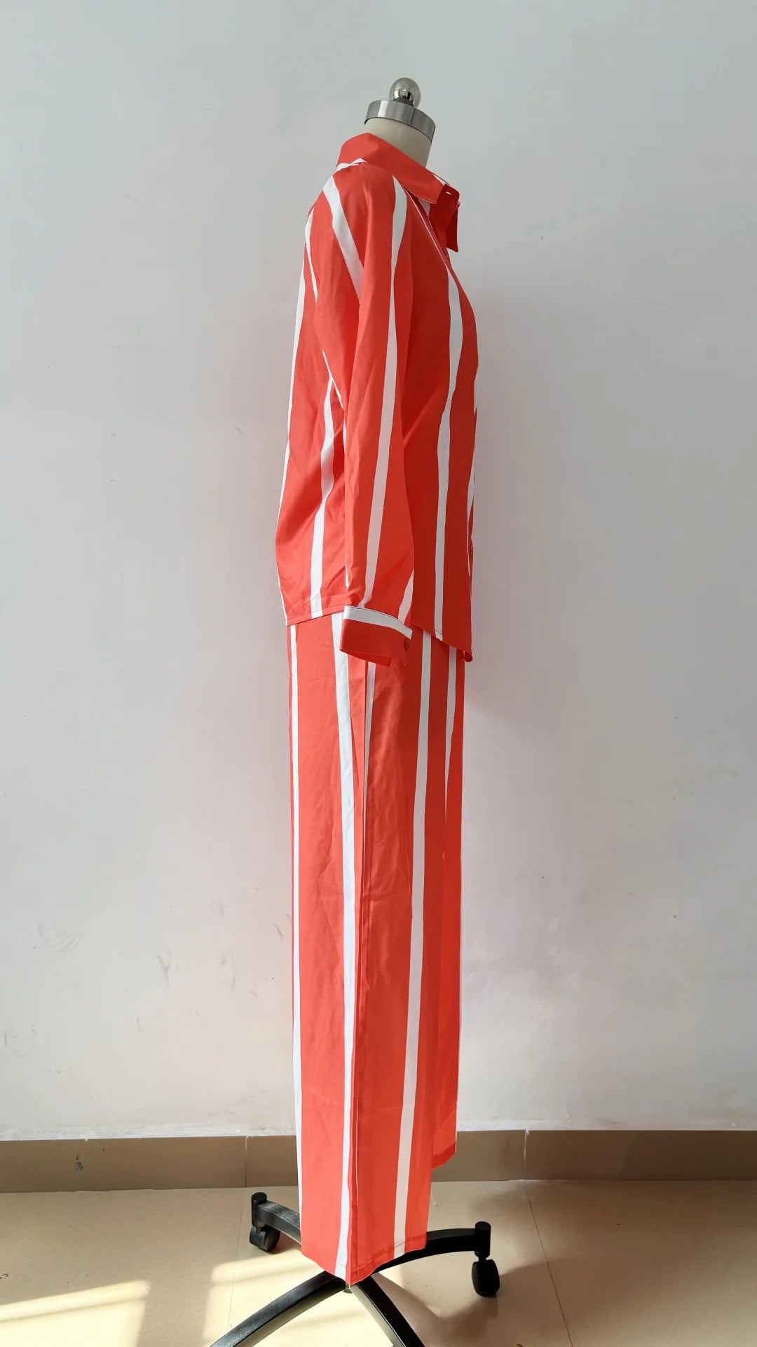 Chemise à manches longues rayée imprimée pour femme, revers élégant, taille élastique, jambe large, pantalon, ensemble 2 pièces, mode automne, nouveau, 2024