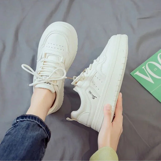 Chaussures de sport à lacets pour femmes, baskets athlétiques, chaussures à plateforme montante, qualité originale, mode 2024