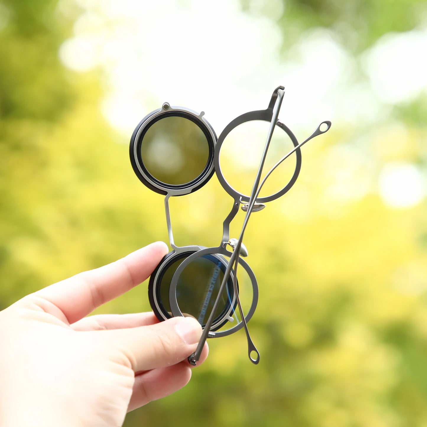 Clip magnétique personnalisé pour myopie sur lunettes de soleil à gradation réglable ND9