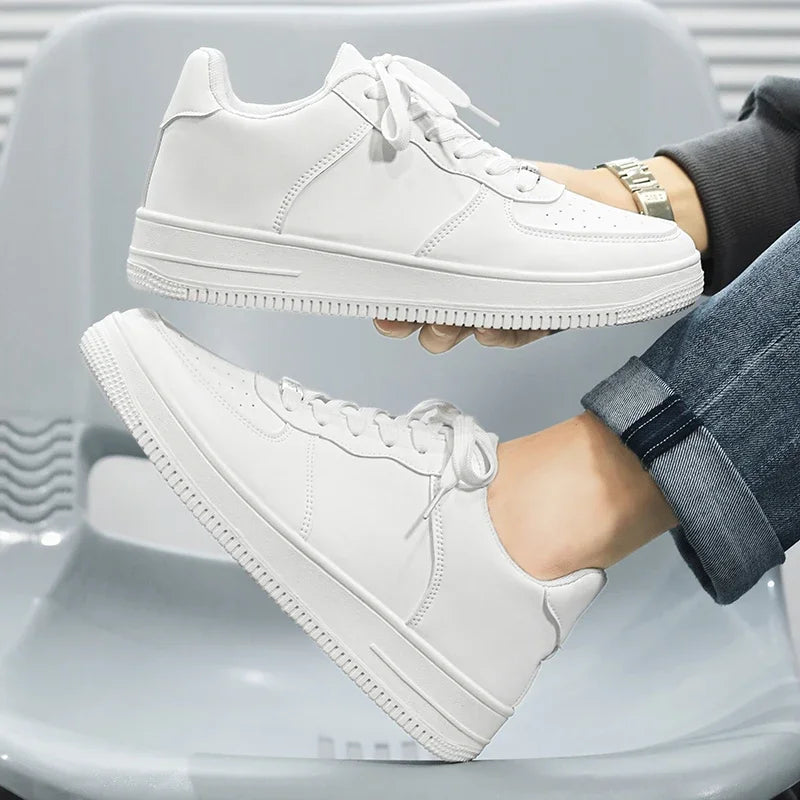 2025 printemps nouvelles chaussures pour hommes chaussures fines respirantes antidérapantes petites chaussures blanches tendance chaussures de course décontractées