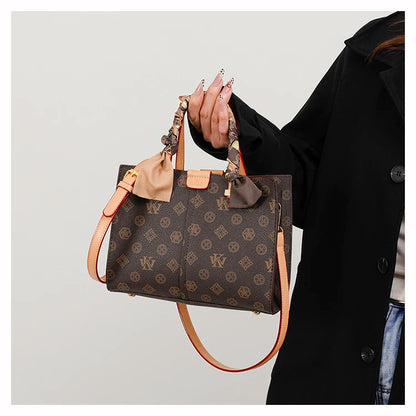 Pochette à bandoulière rétro-chique pour femme – Sac à main moderne en cuir de couleur unie avec sangle en chaîne de luxe