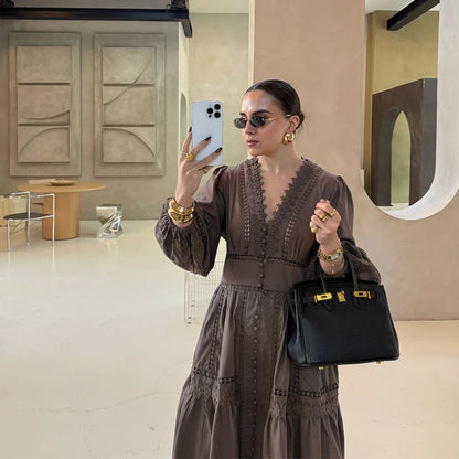 Robe longue en dentelle ajourée pour femmes, élégante, couleur unie, col en v, Patchwork, manches bouffantes, moulante, nouvelle collection printemps 2025