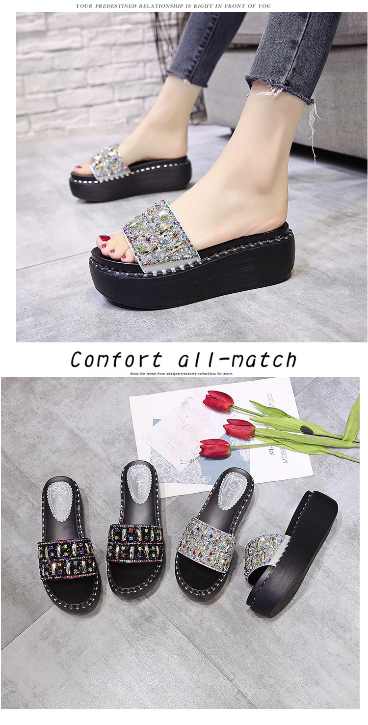 Plate-forme strass sandales pantoufles femmes pierres précieuses diapositives femmes chaussures chaussons compensés chaîne perle plage diapositives chaussures