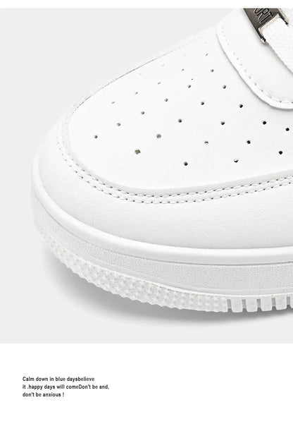 2025 printemps nouvelles chaussures pour hommes chaussures fines respirantes antidérapantes petites chaussures blanches tendance chaussures de course décontractées