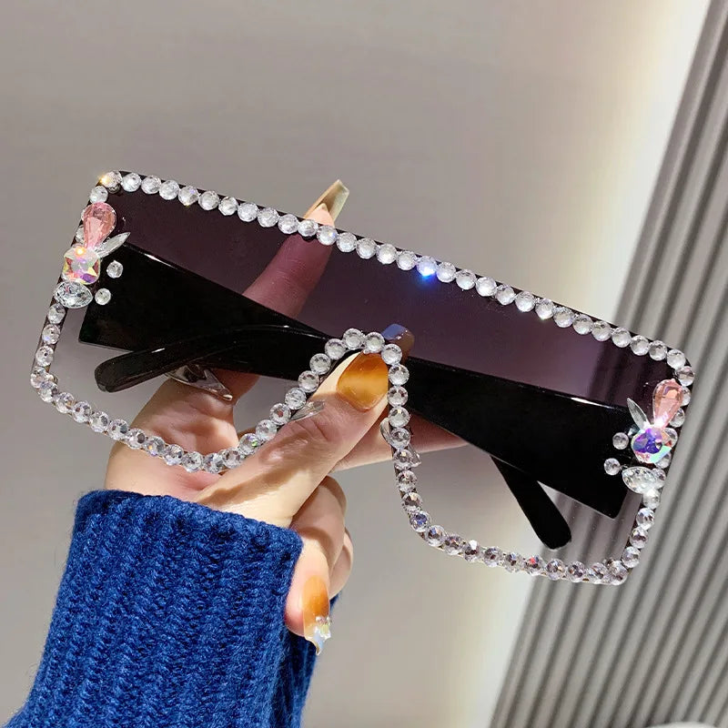 Lunettes de soleil une pièce pour femmes, grande monture rectangulaire incrustée de diamants, avec diamants d'eau