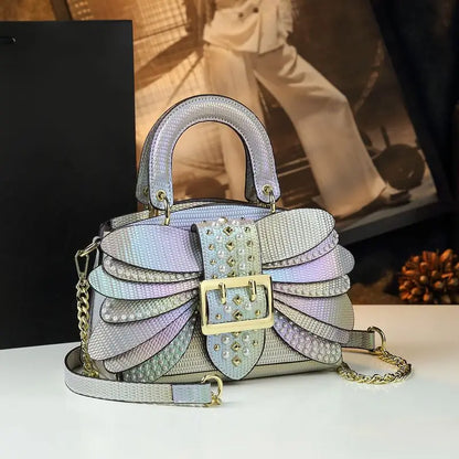 Sac en Cuir group avec Ailes Rivetées pour Femme, Sacoche de Caractère, Nouvelle Collection 2024