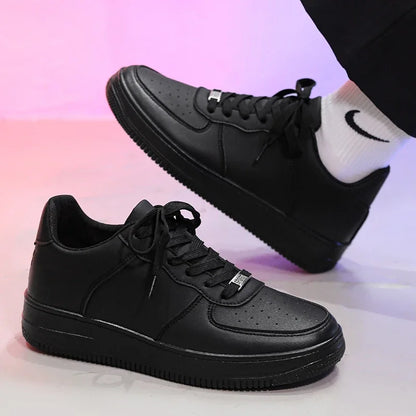 2025 printemps nouvelles chaussures pour hommes chaussures fines respirantes antidérapantes petites chaussures blanches tendance chaussures de course décontractées