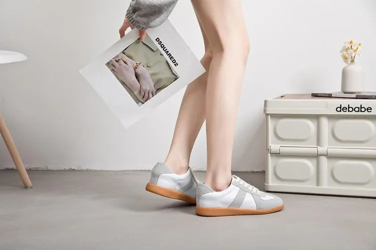 Baskets de Luxe en Cuir group pour Femme, Chaussures d'Entraînement Moral Décontractées, Plates, Nouvelle Collection Printemps 2024