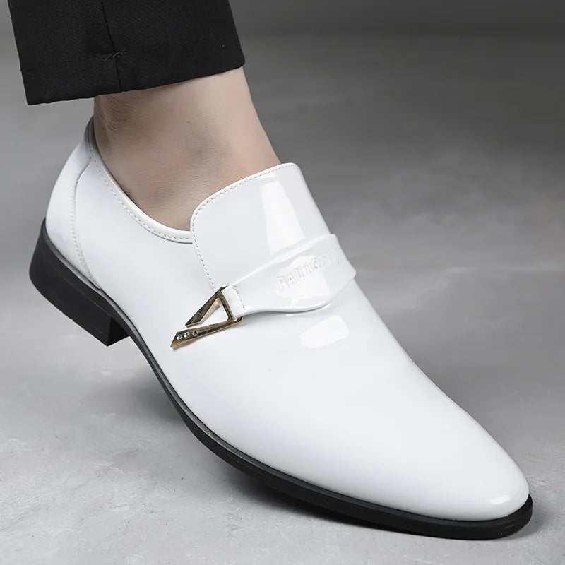 Chaussures en cuir blanc pour hommes, mocassins à bout pointu, décontractés, à enfiler, pour robe de soirée, nouvelle collection 2025