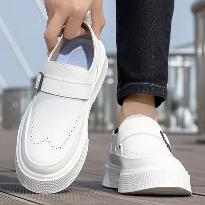 2025 Nouveaux mocassins à plateforme pour hommes Chaussures à enfiler en cuir à semelle épaisse Chaussures de marche confortables et décontractées pour hommes Chaussures plates à enfiler à la mode