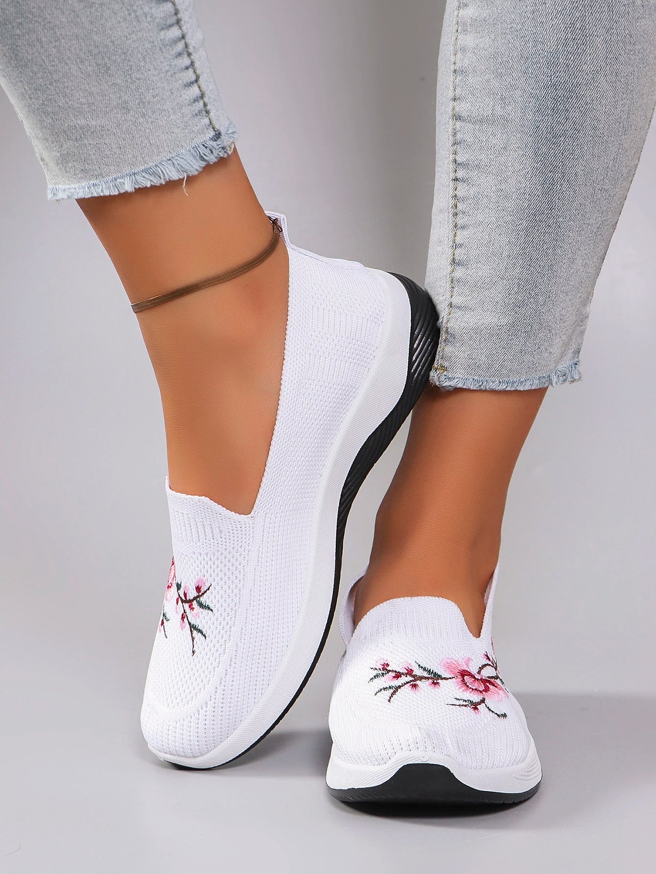 Chaussures plates d'été en maille respirante pour femmes, chaussures pour femmes, baskets décontractées, livraison gratuite en liquidation