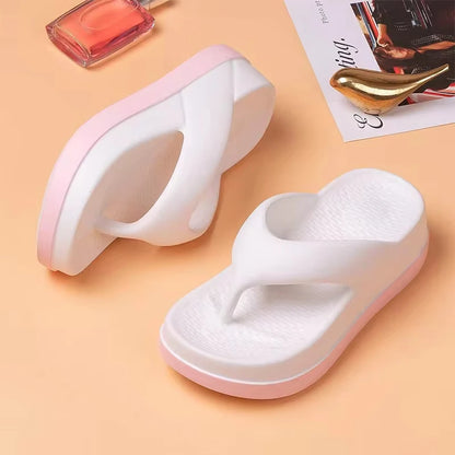 Outlandish EVA femme tongs super doux semelles épaisses chaussures d'extérieur d'été antidérapantes de haute qualité Design à la mode sandales pour femmes