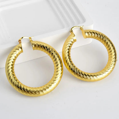 Boucles d'oreilles Twist Hoop pour femmes, grand cercle rond, boucle d'oreille face, déclaration de mode, accessoires de bijoux, document en or, Hip Hop